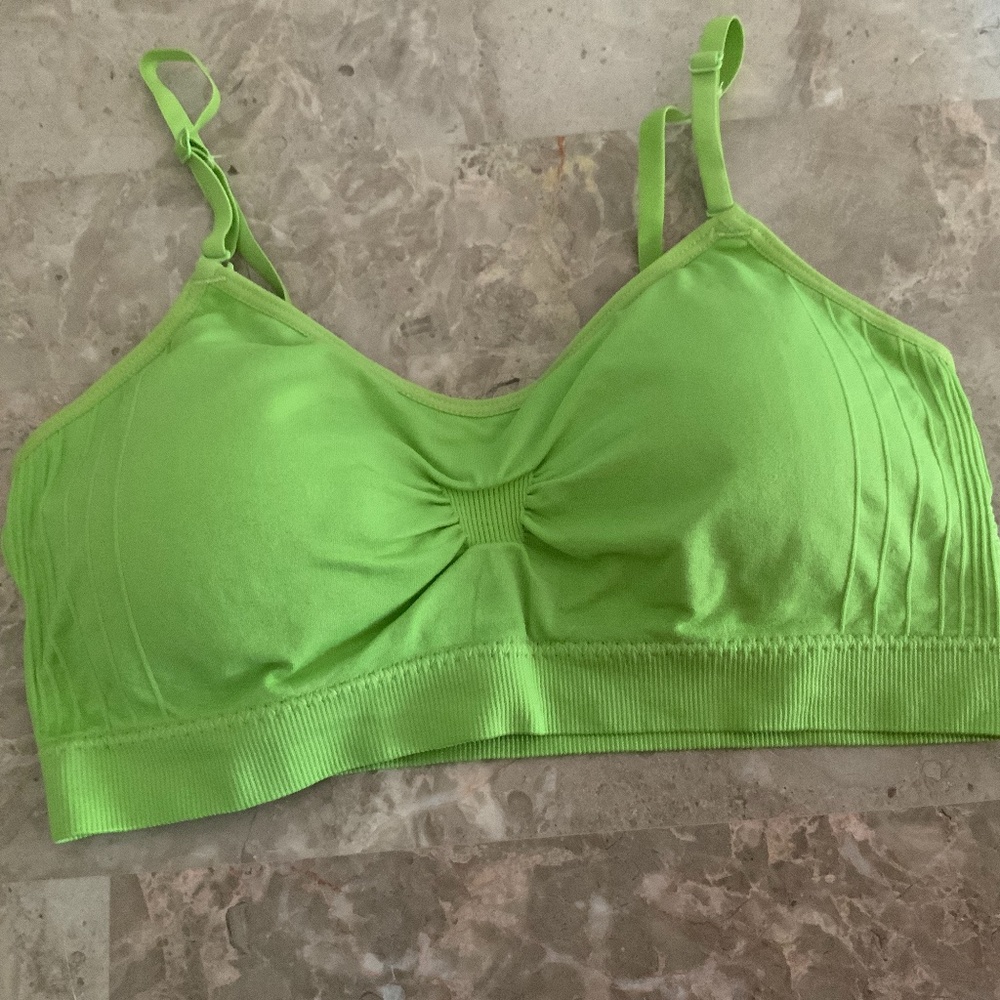 NWOT COOBIE Seamless One Size Bra